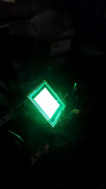 OLED su substrato rigido di vetro incapsulato OLED su substrato rigido di vetro incapsulato